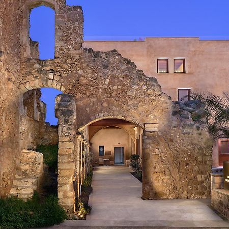 Отель Madonna Del Mare Ханья Экстерьер фото